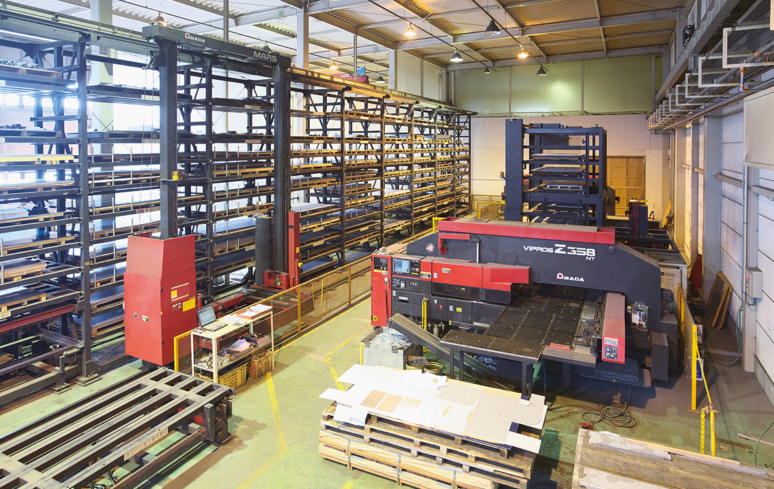 第１～第７工場を構えています。<br />
今後さらに事業拡大します。