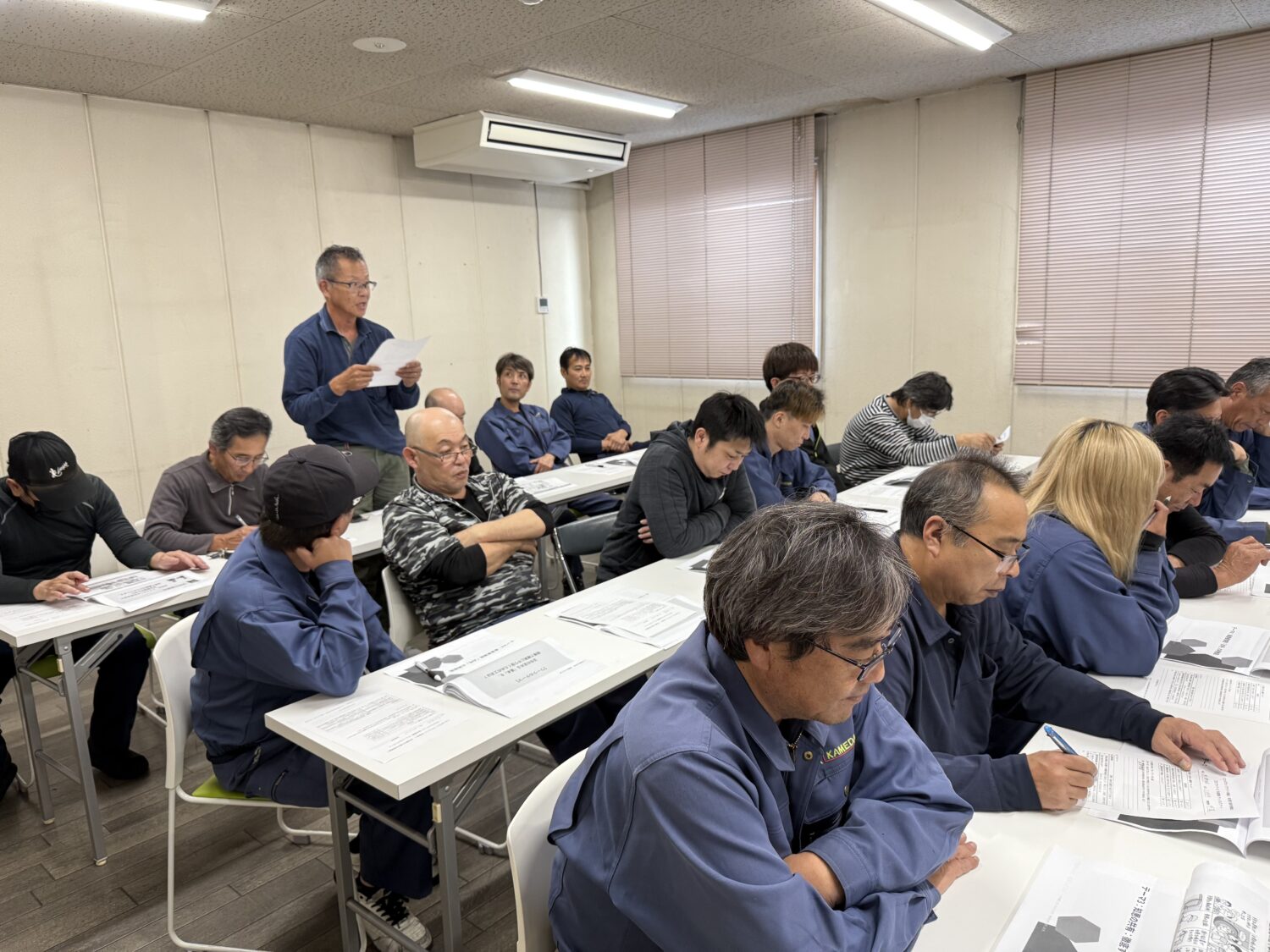 定期的な安全講習会を行っています。