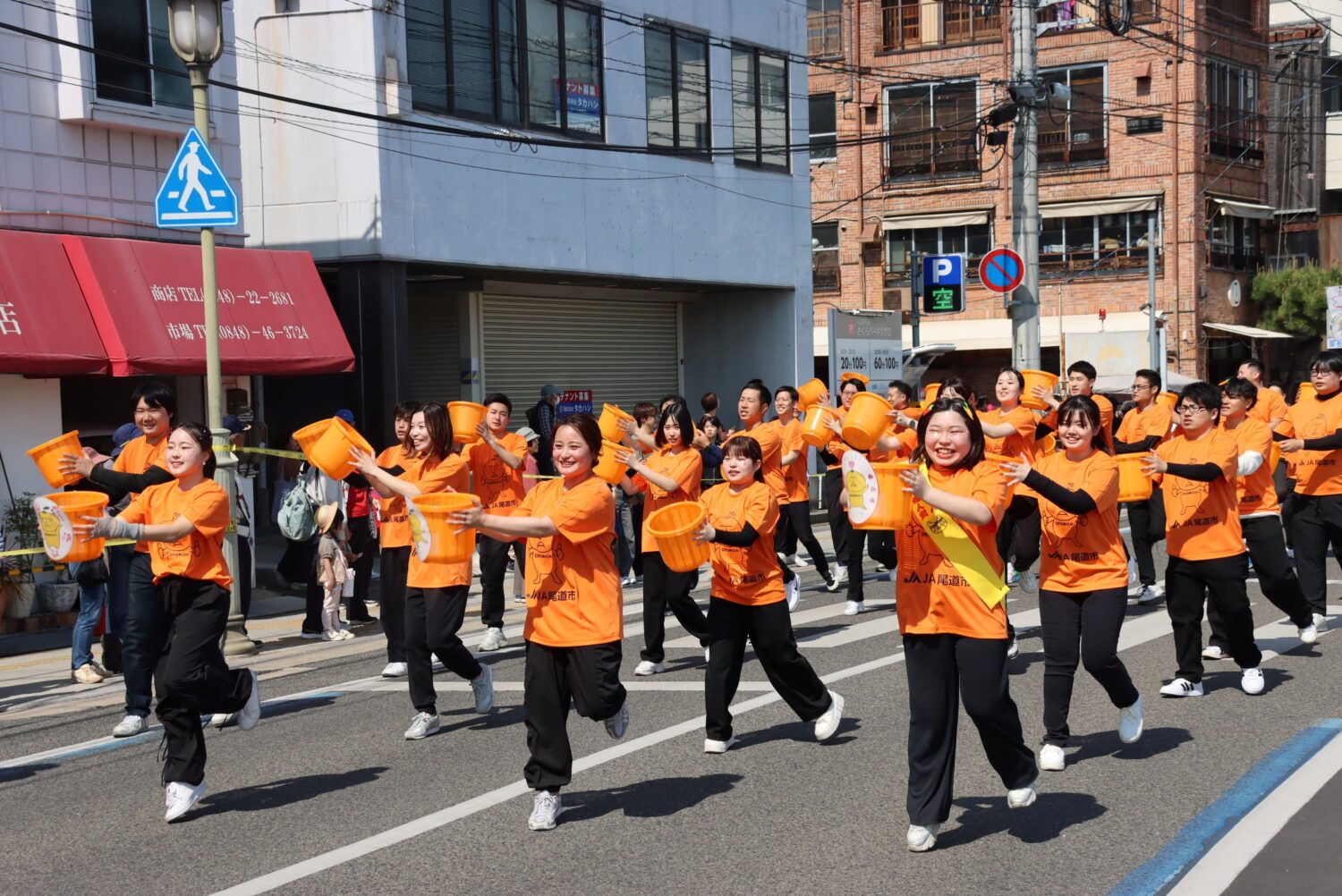 元気な若手職員が多く、優しい先輩がたくさんできます。