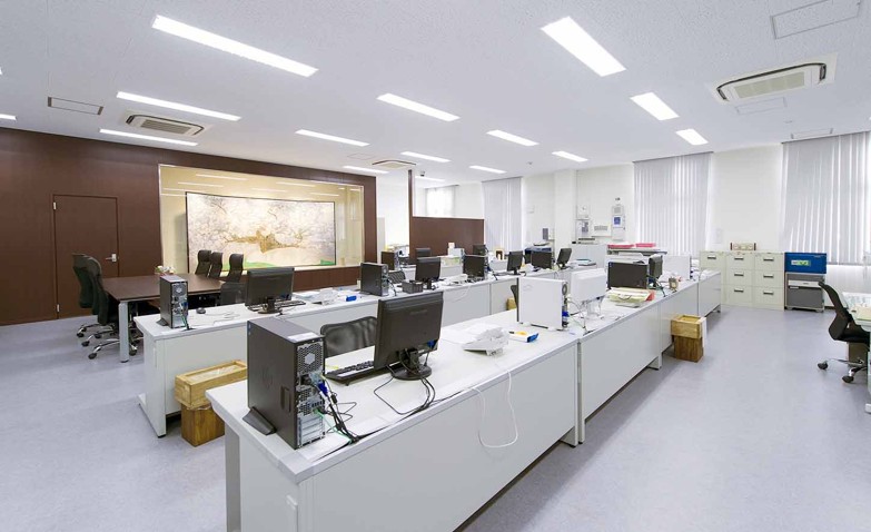 本社事務所（中央指令室）